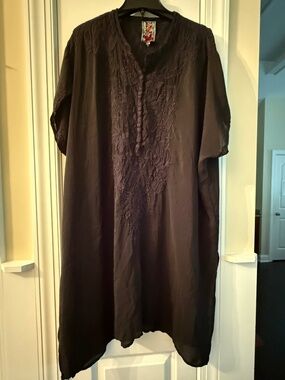 Johnny Was Women's Black embroidered Tunic Top Size 3X